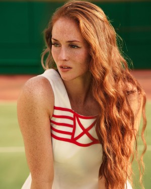 Leslie Hacker Photo #6