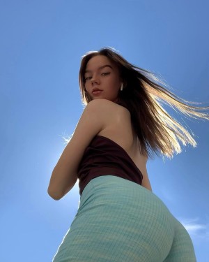 Oona Hiltunen Photo #11