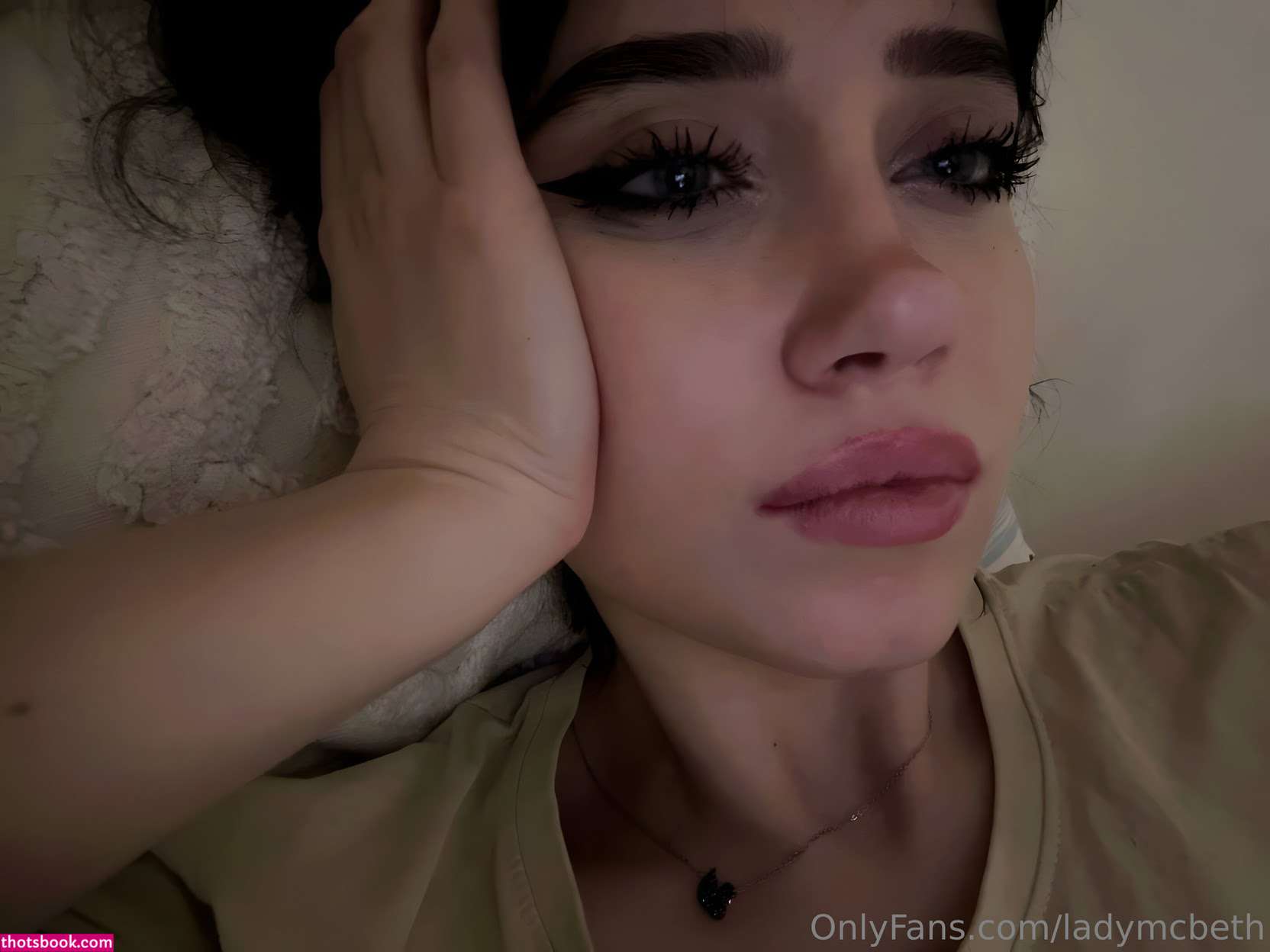 Ladymcbeth Photo #12