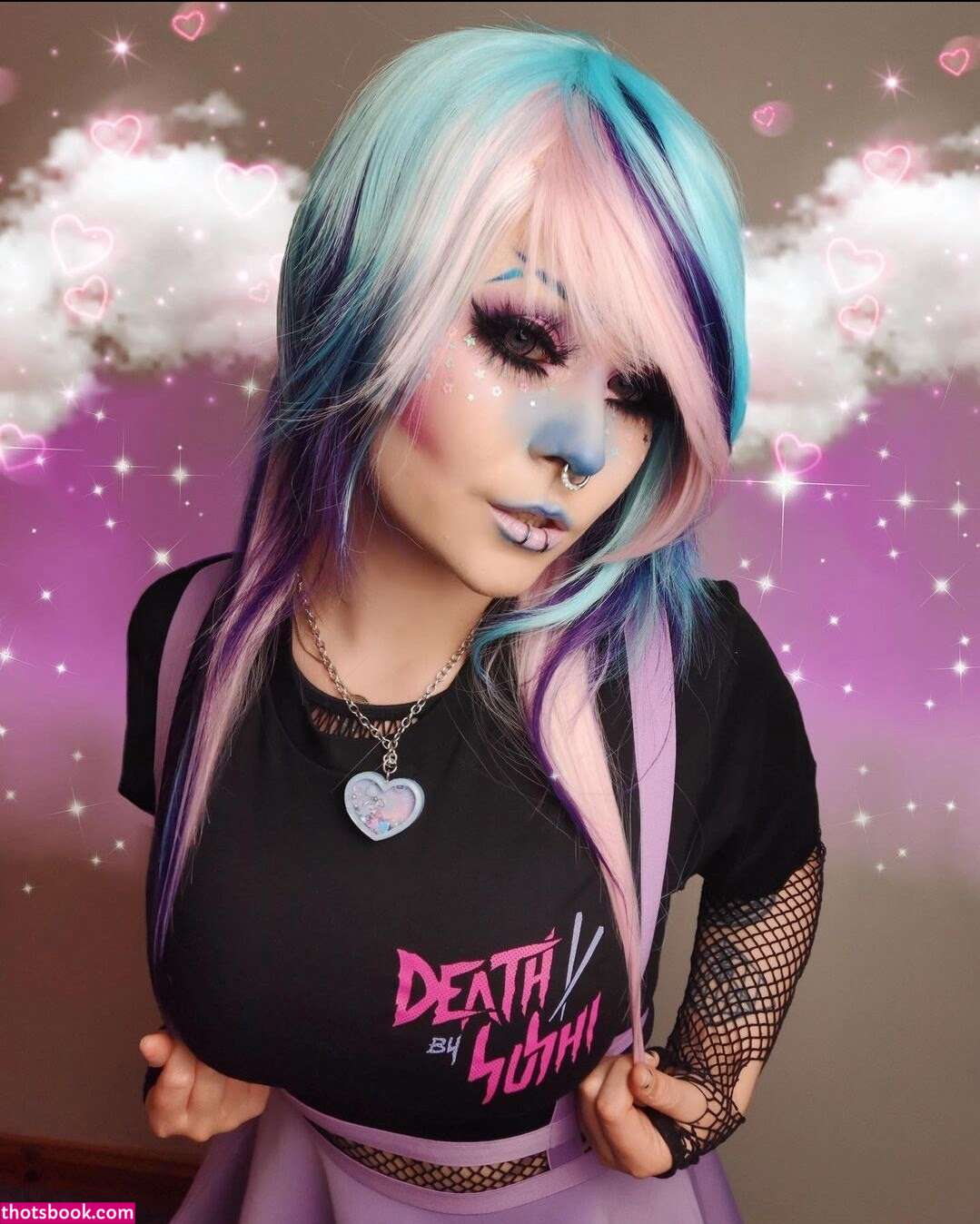 Catastrophiclarawr Photo #25