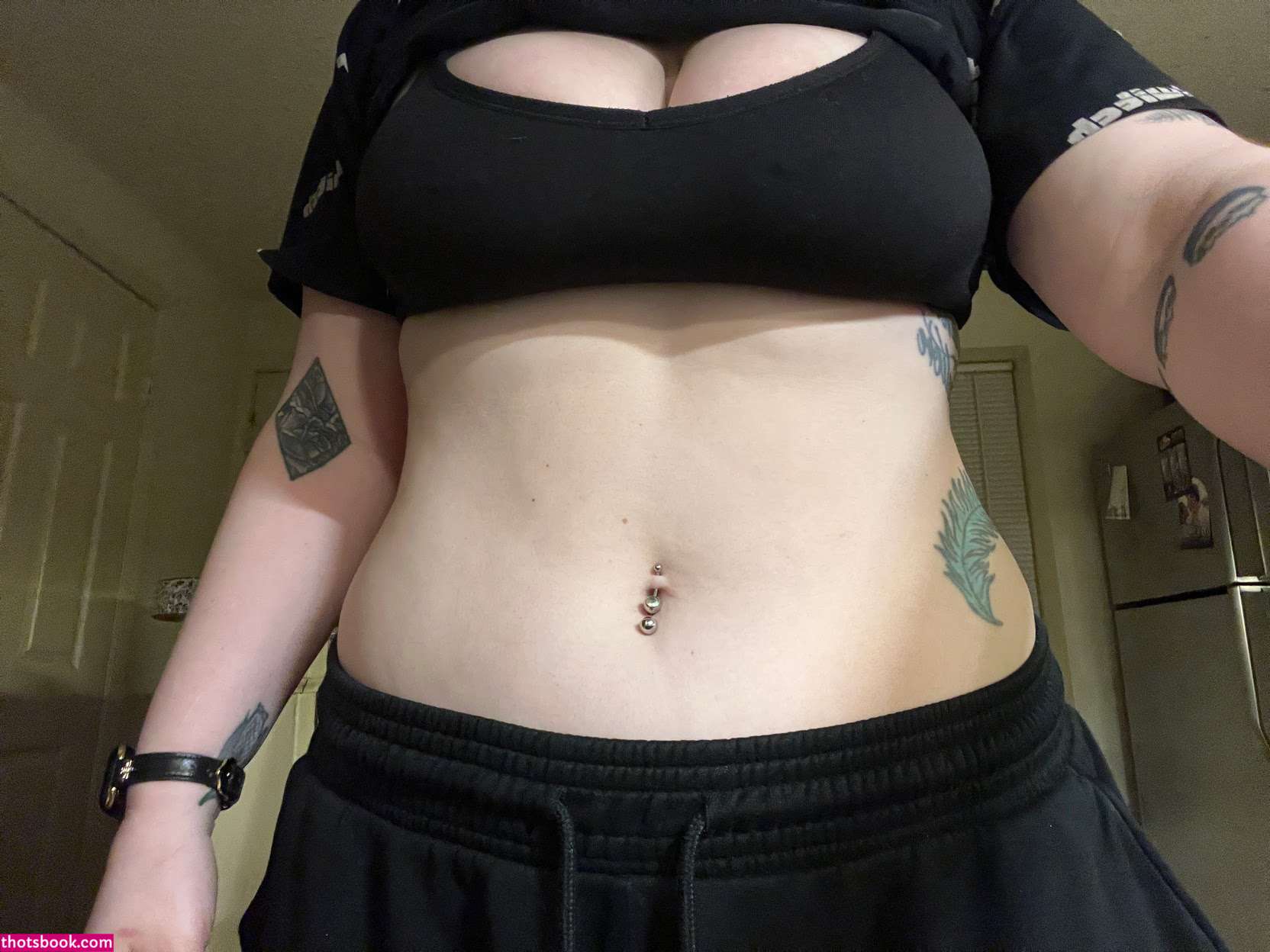 Concealedbones Photo #98