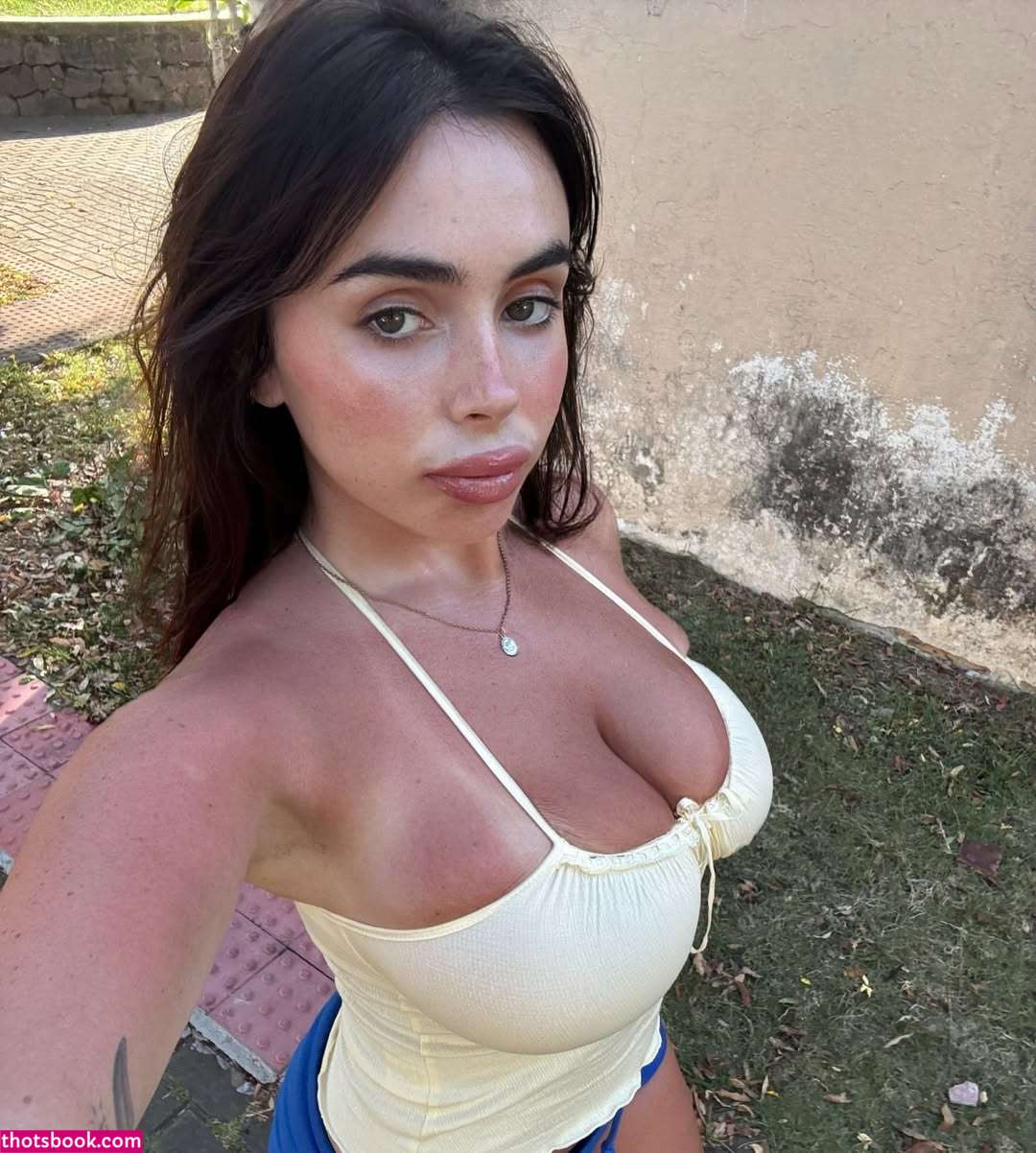 Mila Santos Photo #275