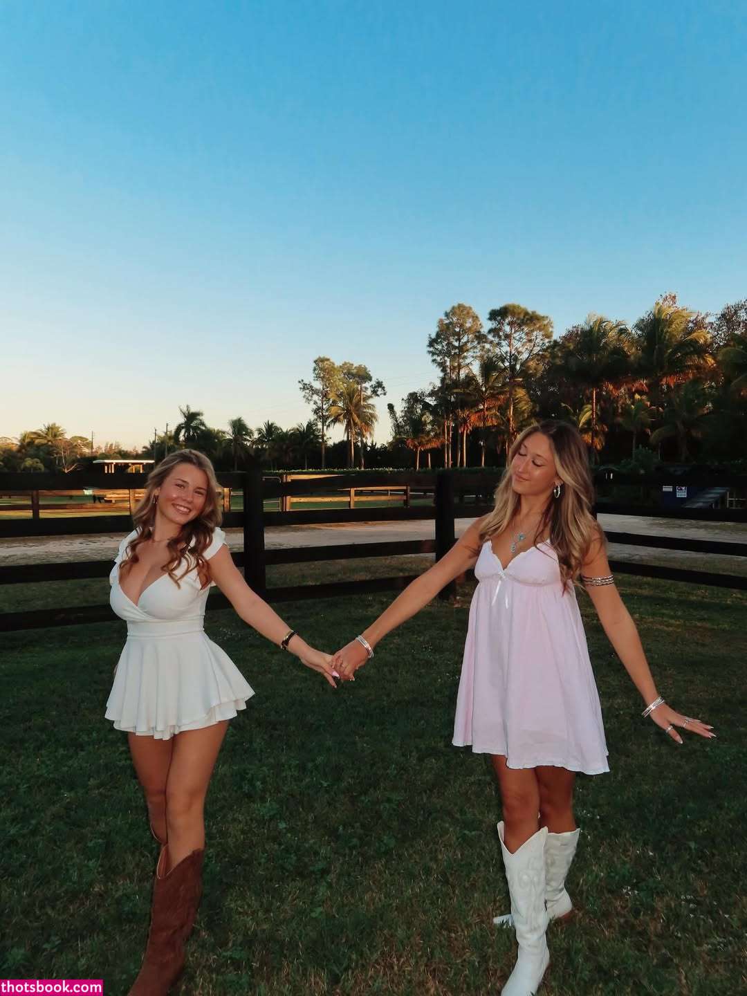 Ariana White Photo #41