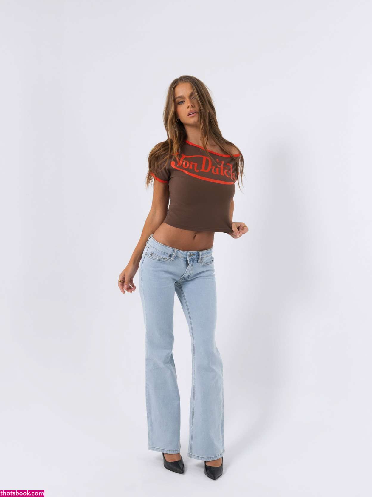 Chloe Campbell Photo #123