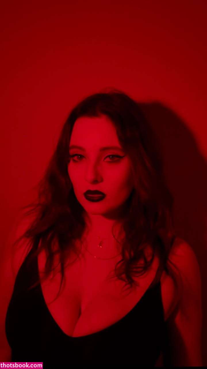 Christina Green Photo #46