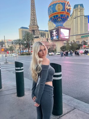 Ella Netzer Photo #81