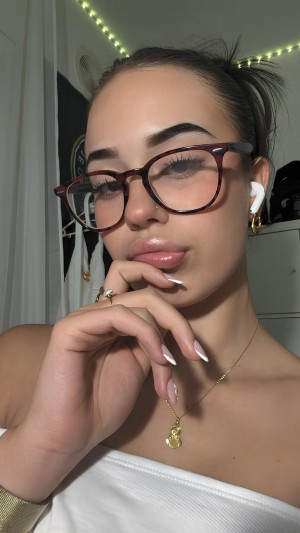 Carla Galdon Photo #30