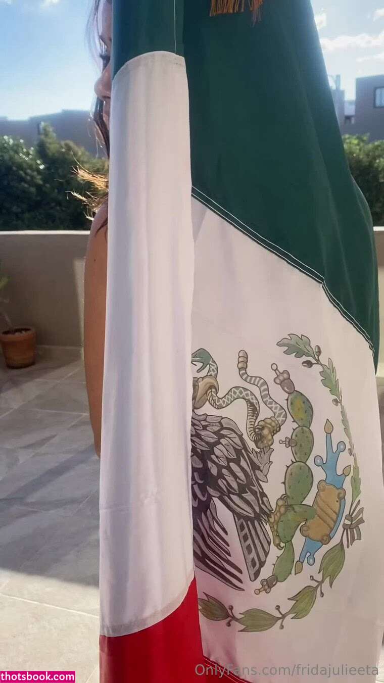 Frida Julieta Photo #39