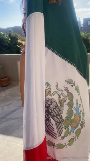 Frida Julieta Photo #39