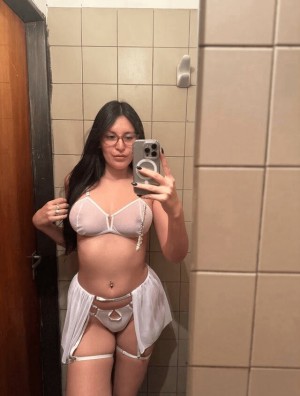 amberxmonroee Photo #11