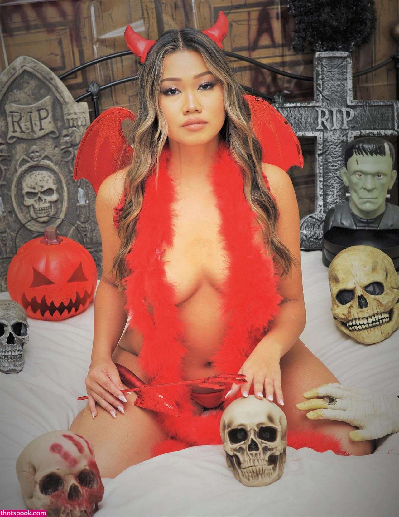 Angela Kantheera Photo #14