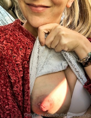 Butterflyyogavip Photo #30