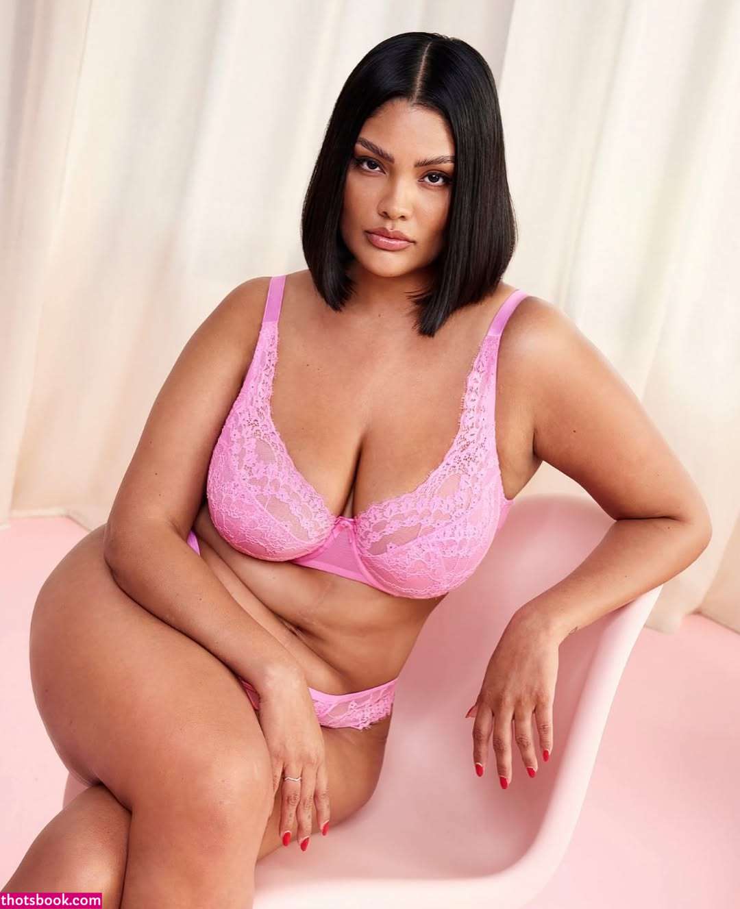 Jocelyn Corona Photo #7