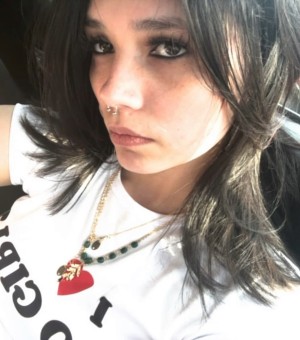 Julia Graham Photo #5