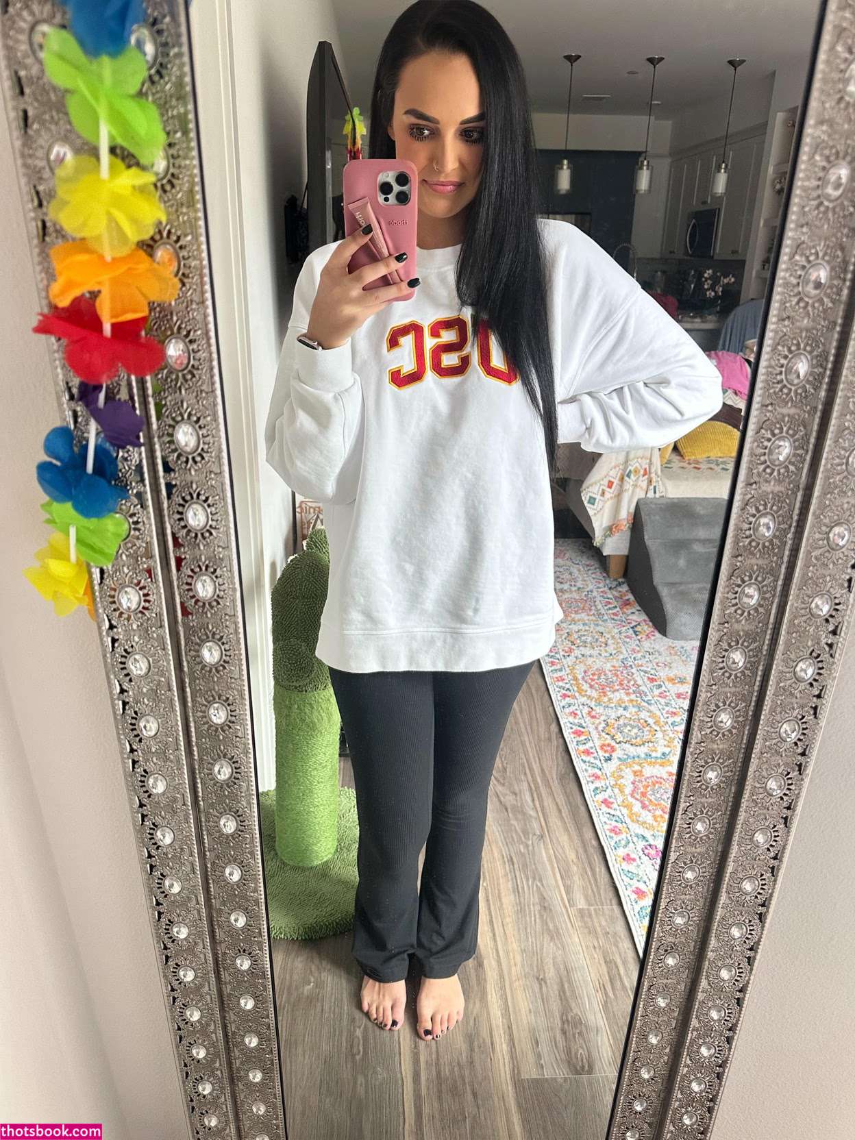 ughughughx3 Photo #3