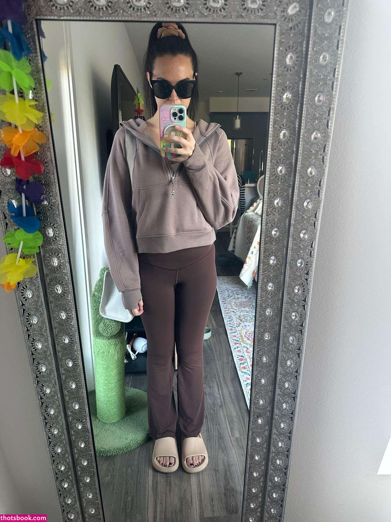 ughughughx3 Photo #4