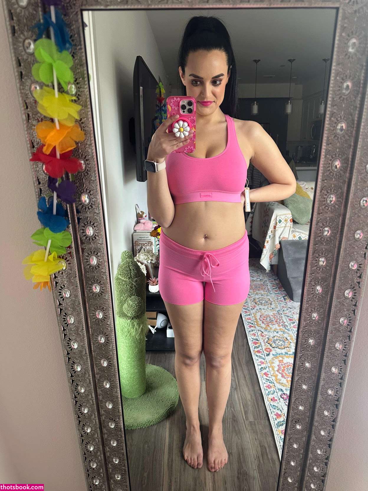 ughughughx3 Photo #15