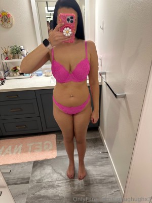 ughughughx3 Photo #29