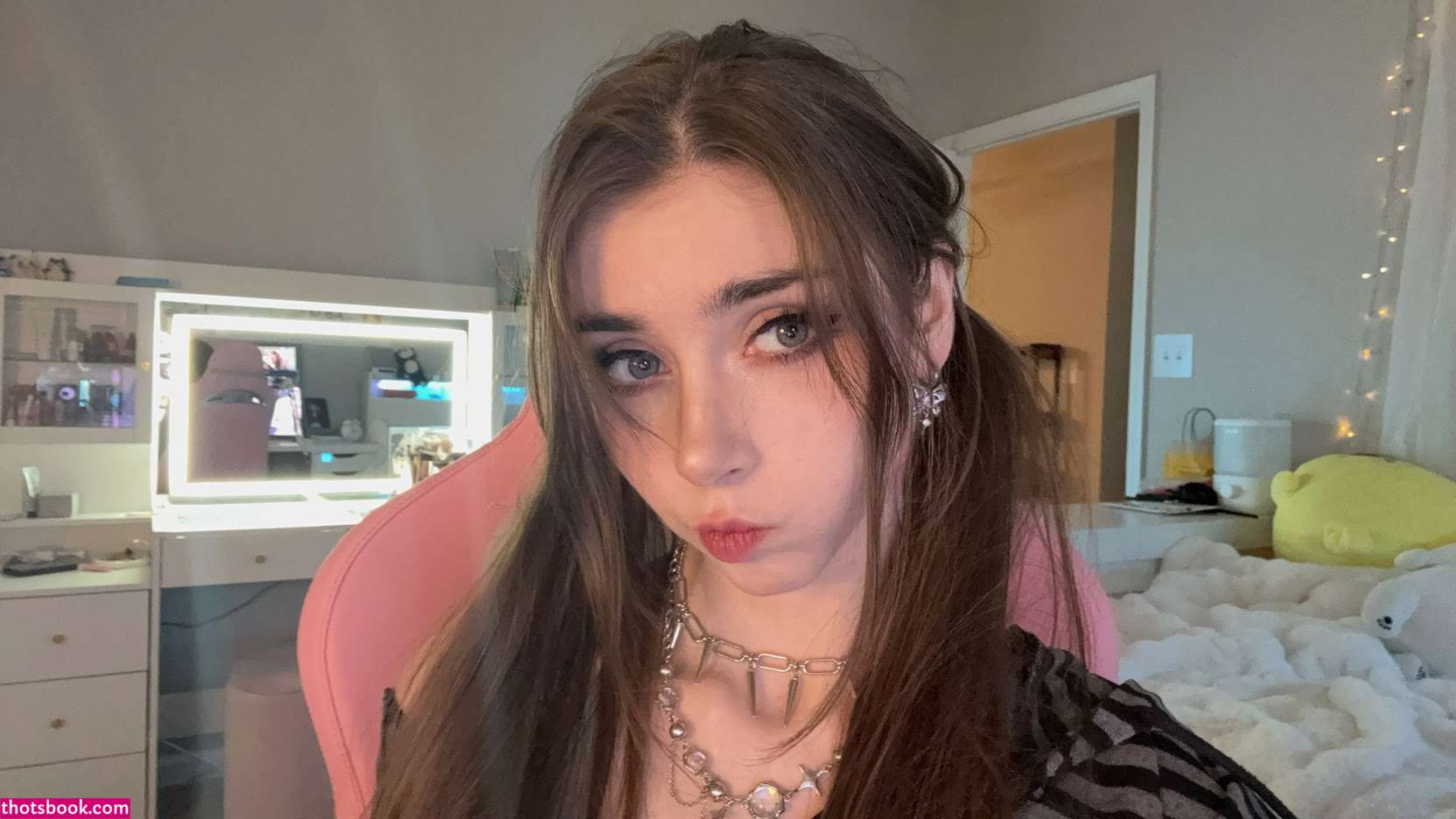 Duckie Cos Photo #64