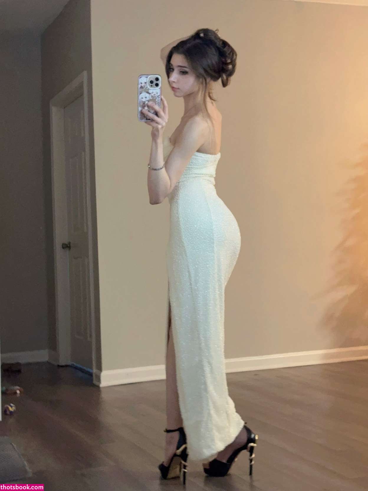 Duckie Cos Photo #66