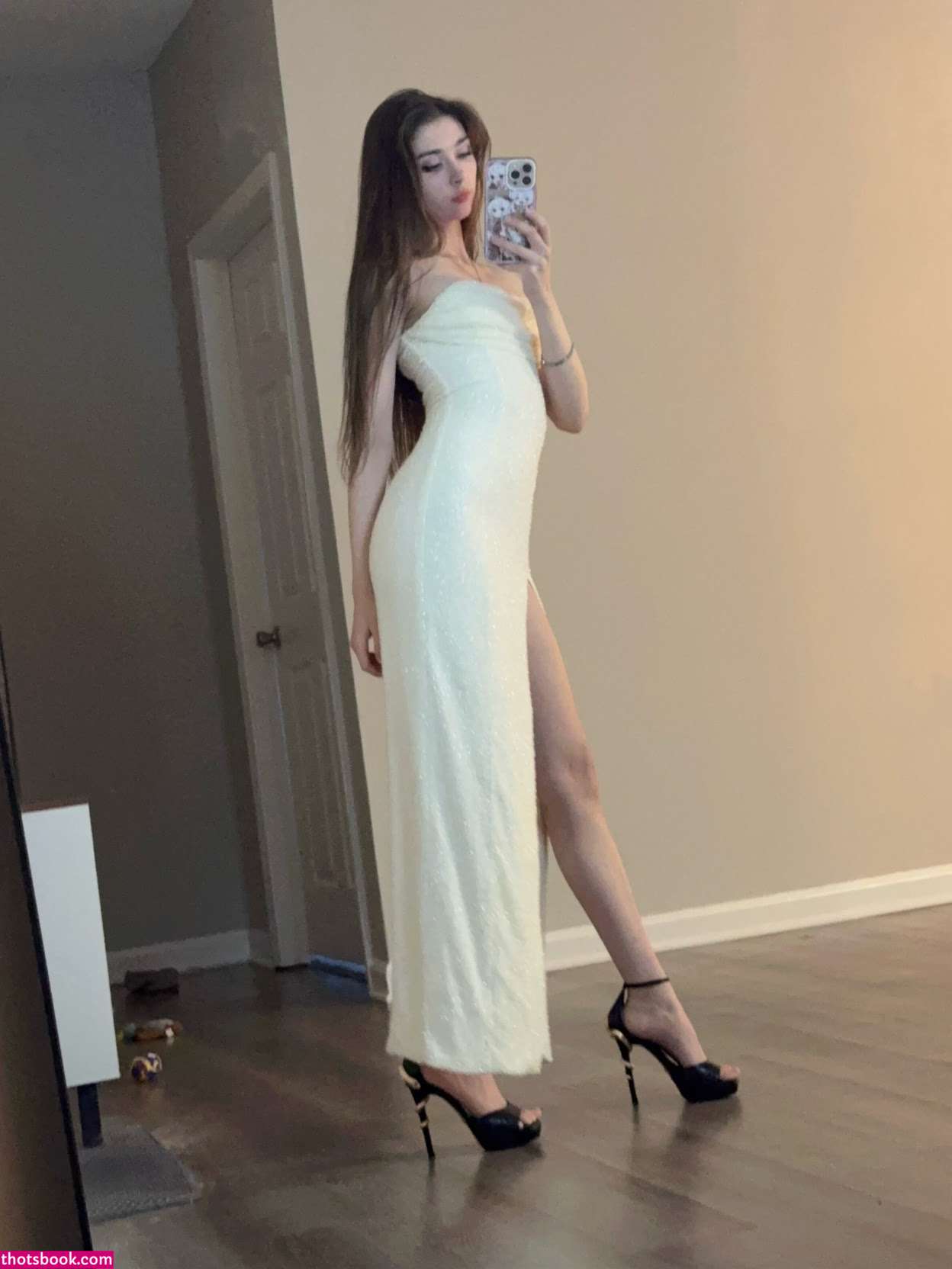 Duckie Cos Photo #67