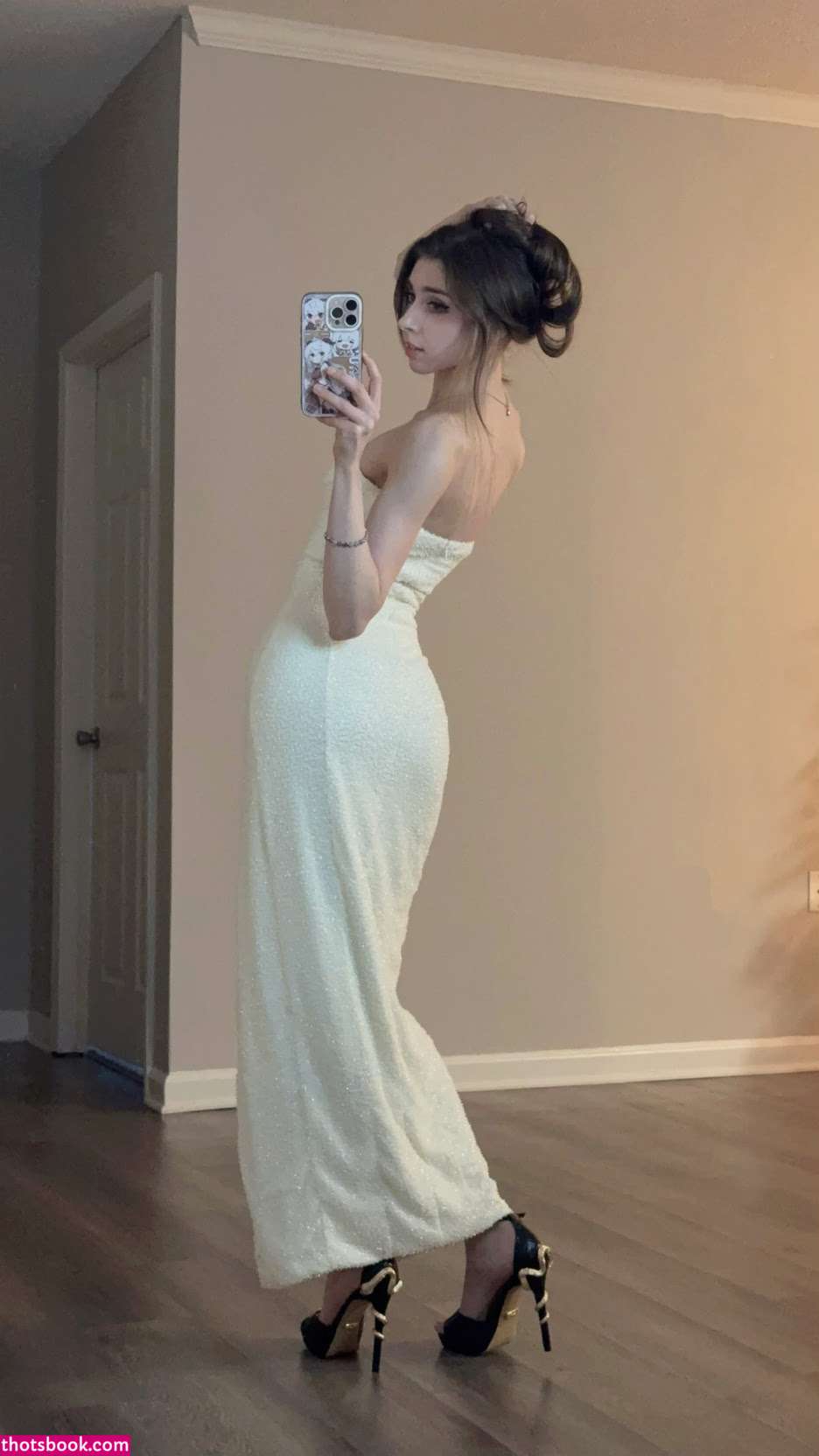 Duckie Cos Photo #71