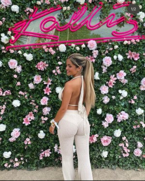 Alma Perssons Photo #13