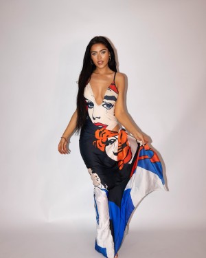 Roxanarosuu Photo #9