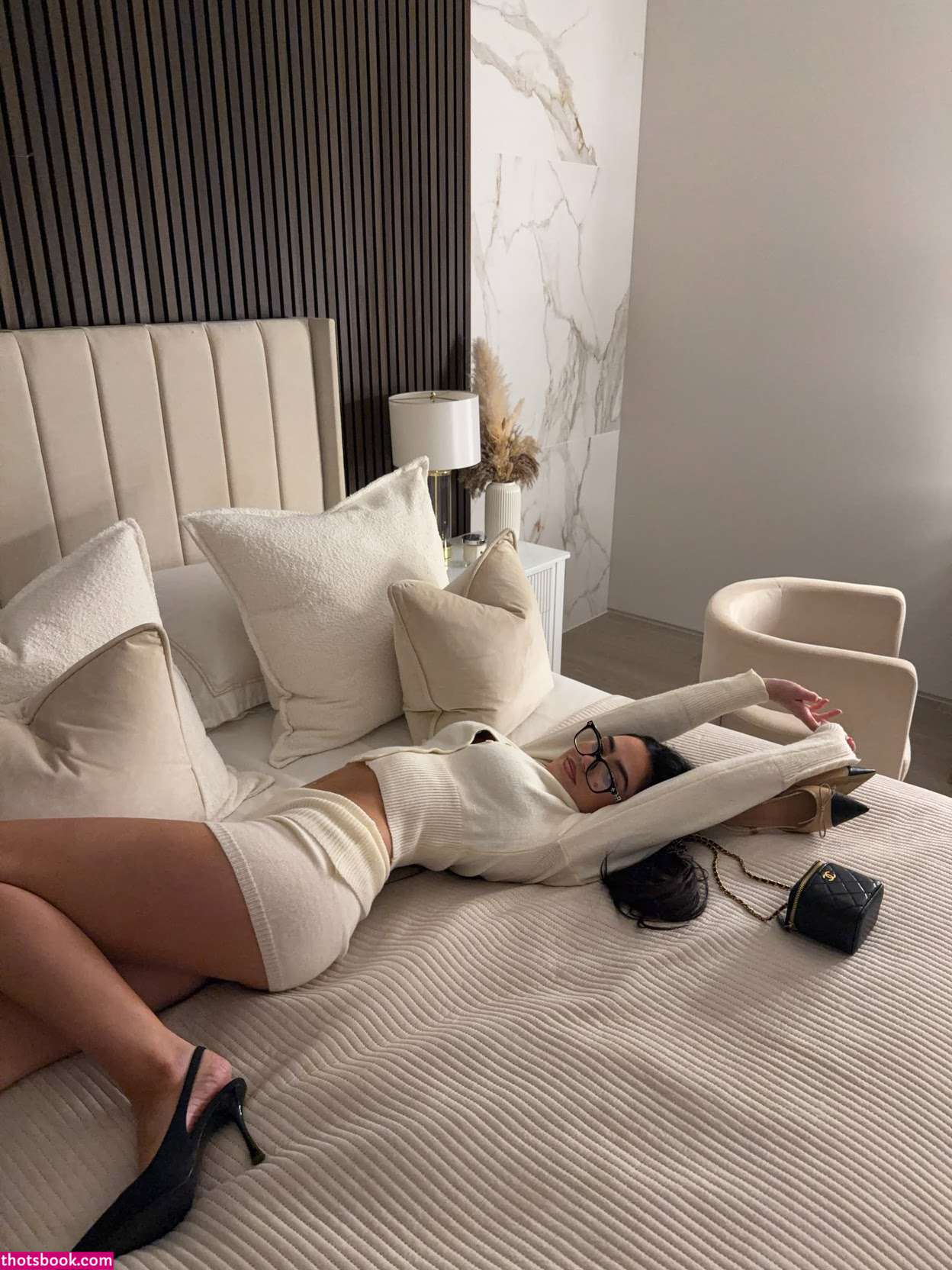 Roxanarosuu Photo #26