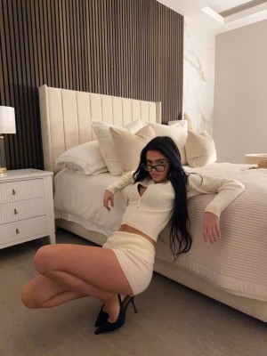 Roxanarosuu Photo #24