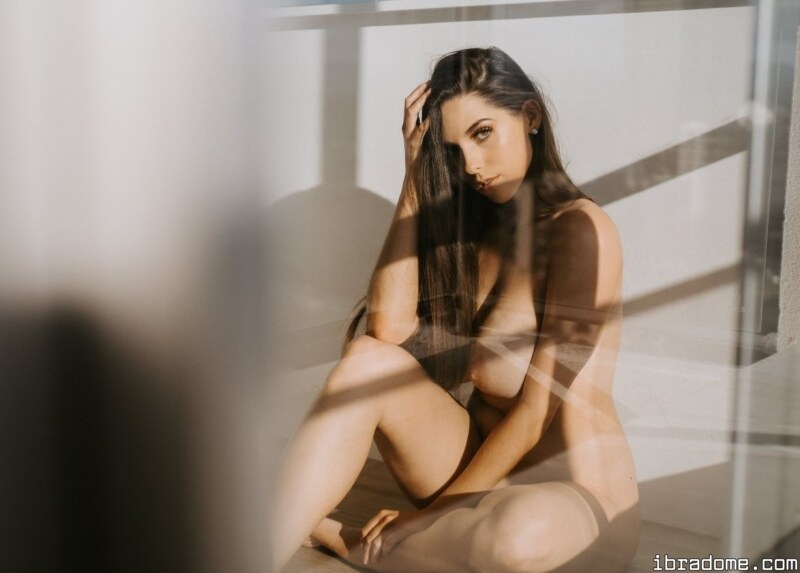 Georgia Carter Photo #8