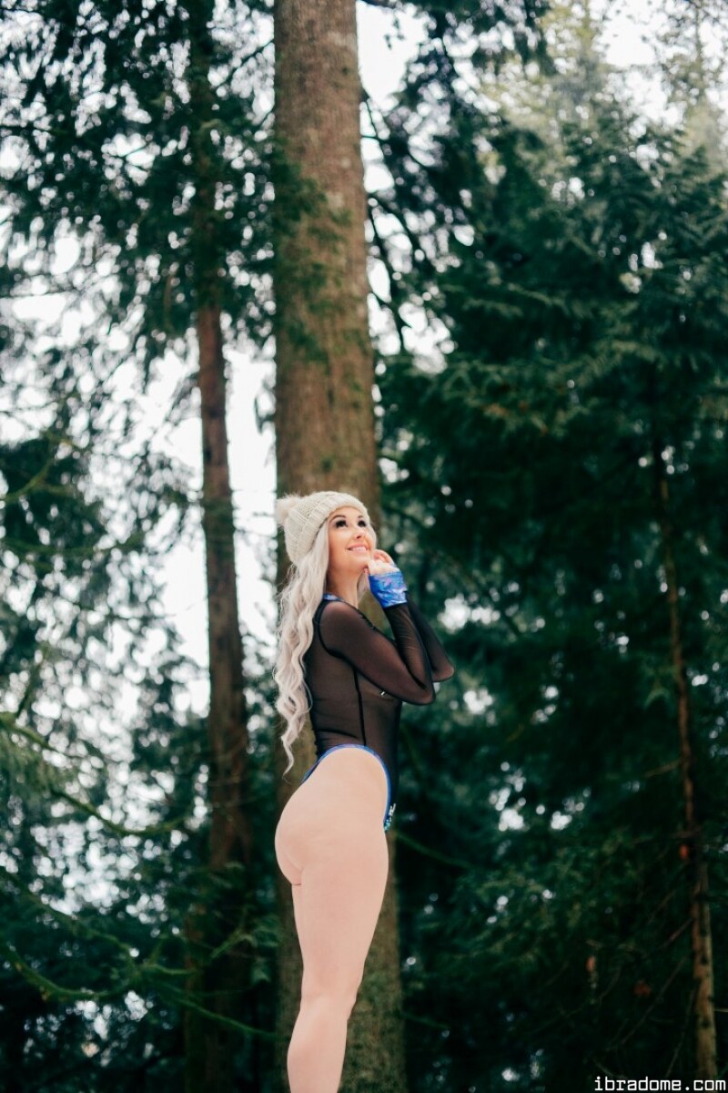 Meg Turney Photo #83