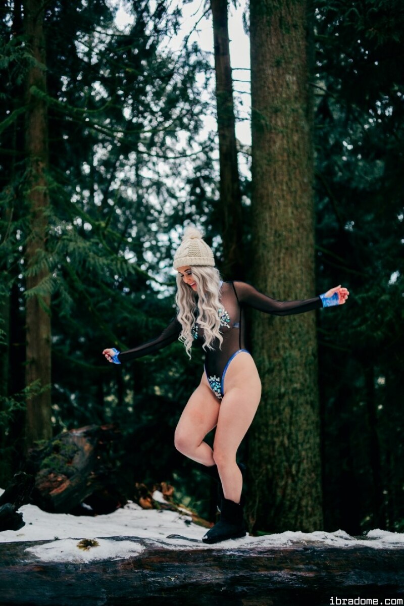 Meg Turney Photo #92