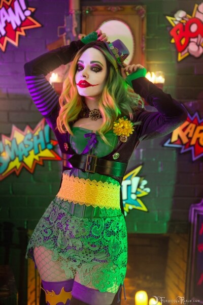 Genevieve Photo #295