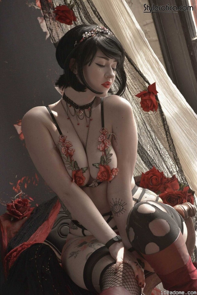 Anastasia August Photo #6