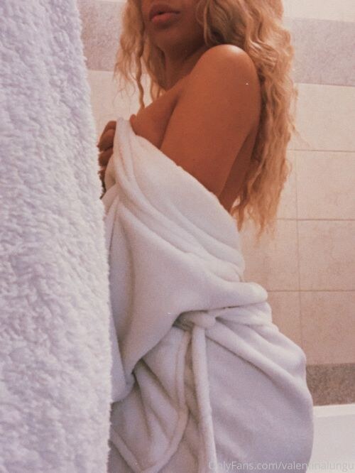 Valentina Lungu Photo #30