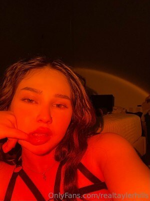 Tayler Hills Photo #26