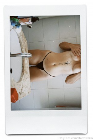 Lola Janussi Photo #35