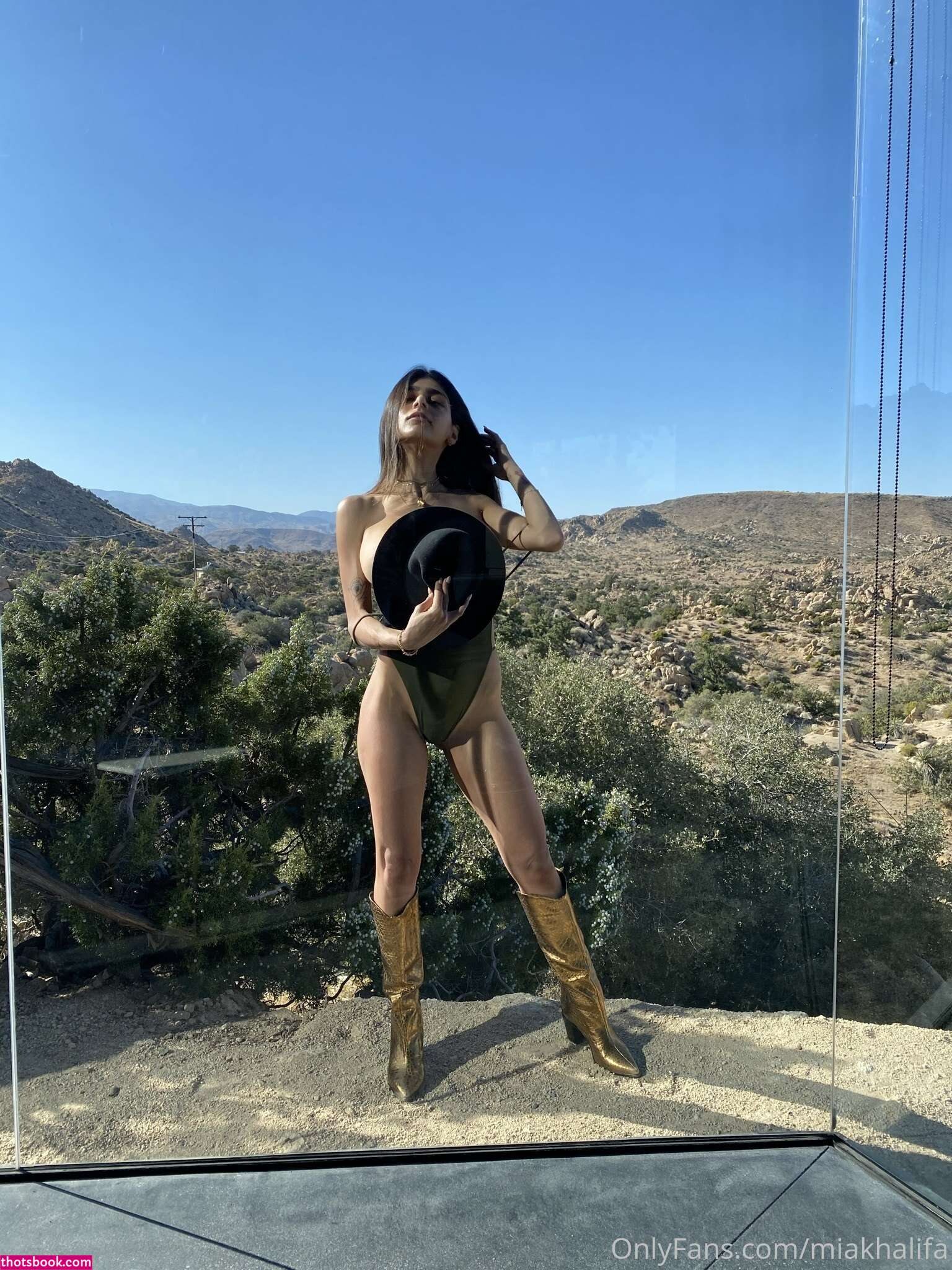 Mia Khalifa Photo #337