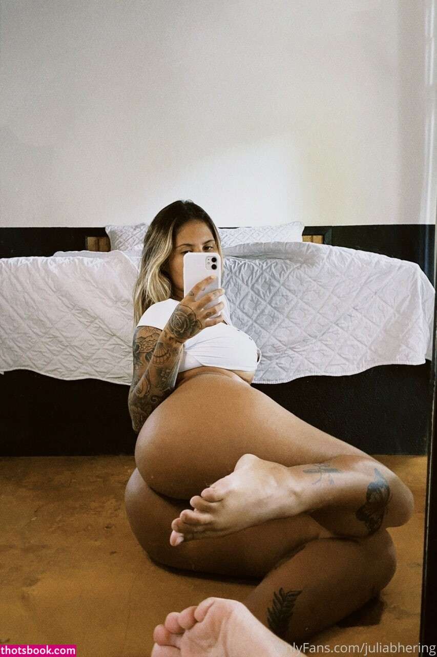 Julia Bhering Photo #33