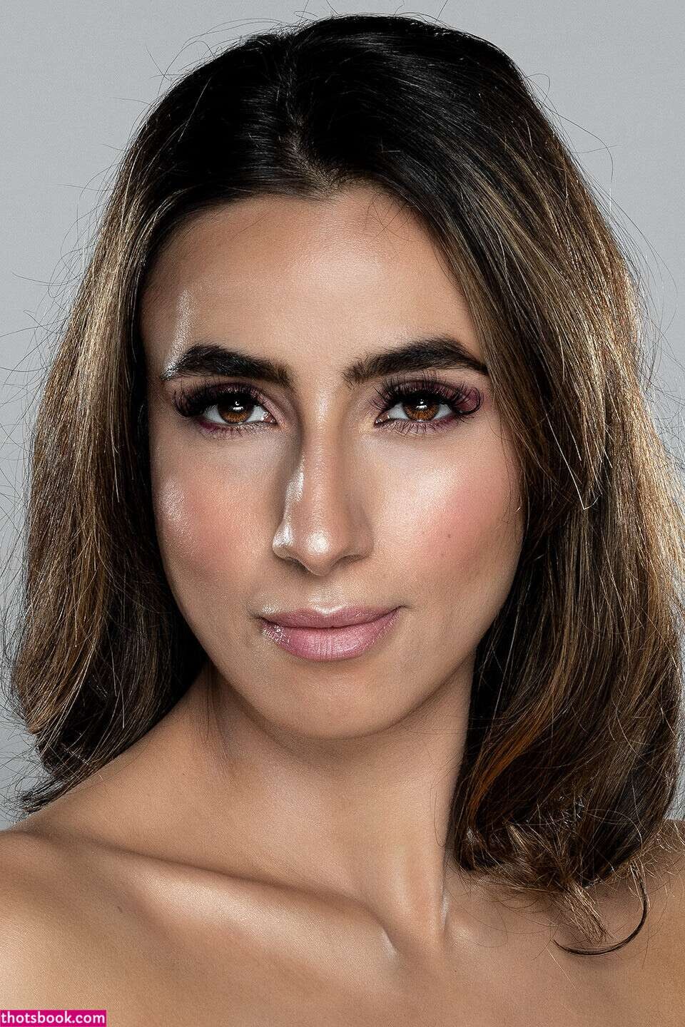 Sarha Hanna Photo #22