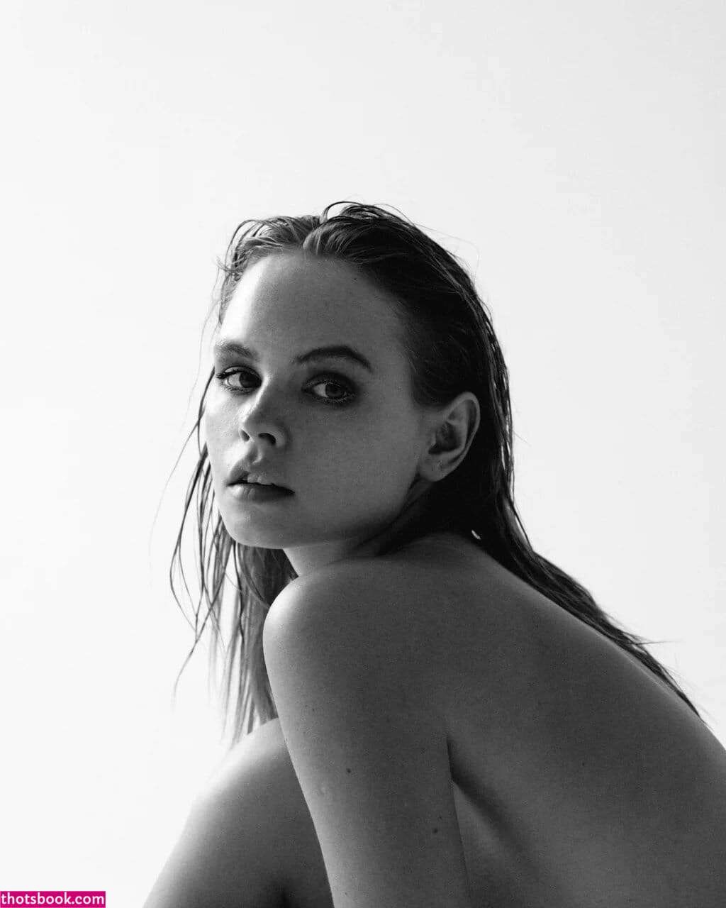 Anastasiya Scheglova Photo #12