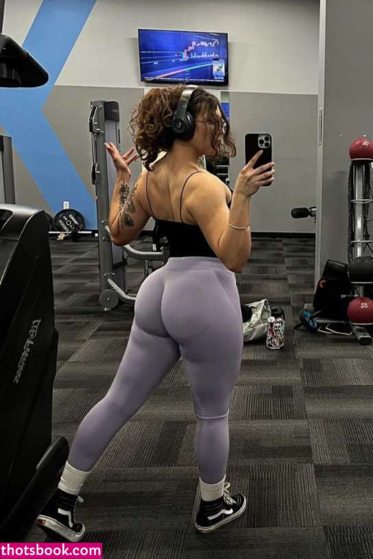 Adriana Salido Photo #3