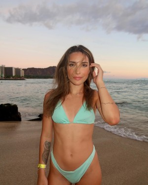 Nadia Amine Photo #38