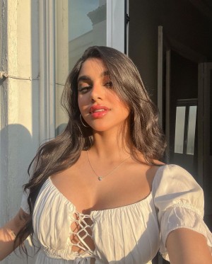 Valeria Carruyo Photo #18