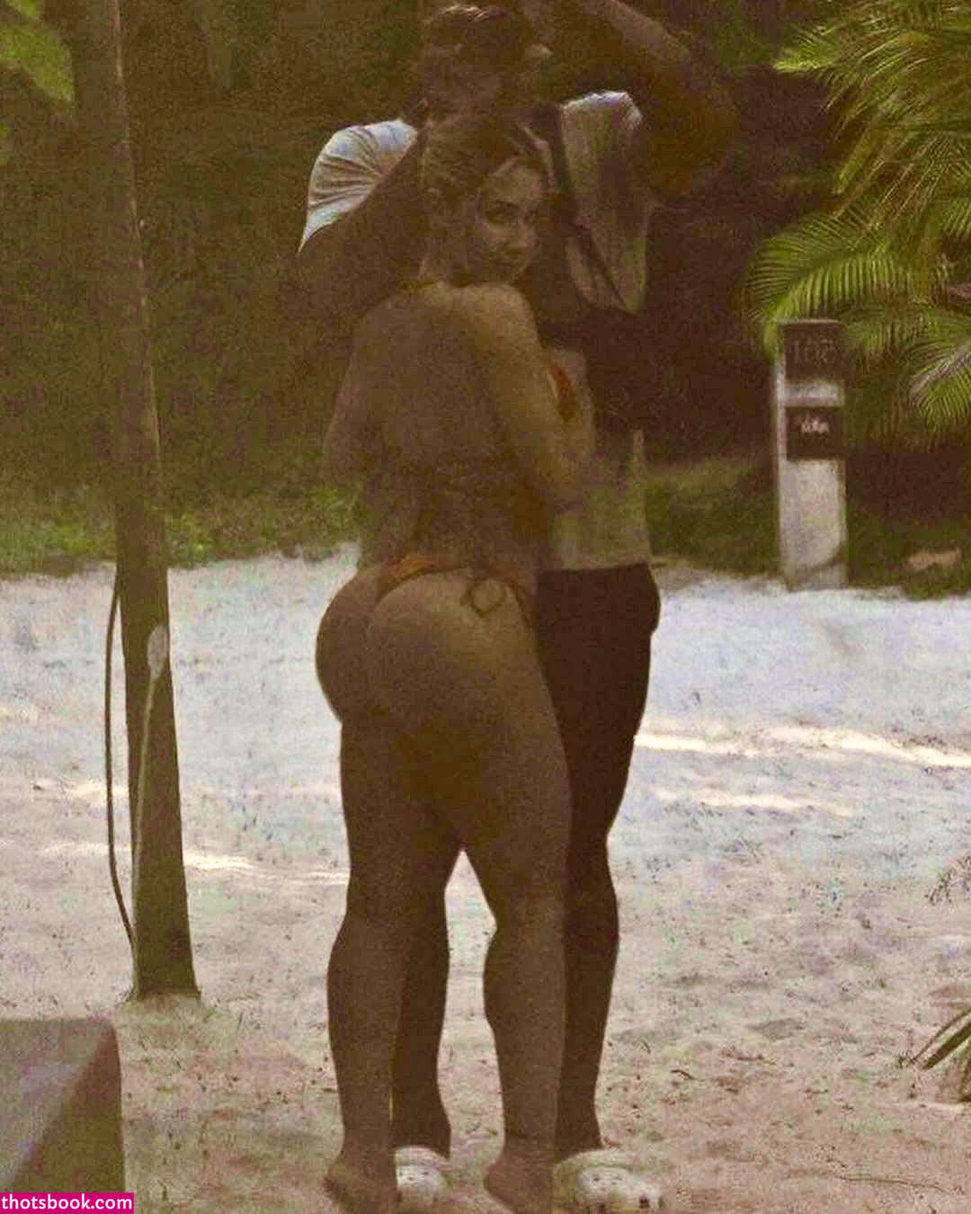 Claudia Sampedro Photo #158