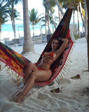 Claudia Sampedro Photo #155