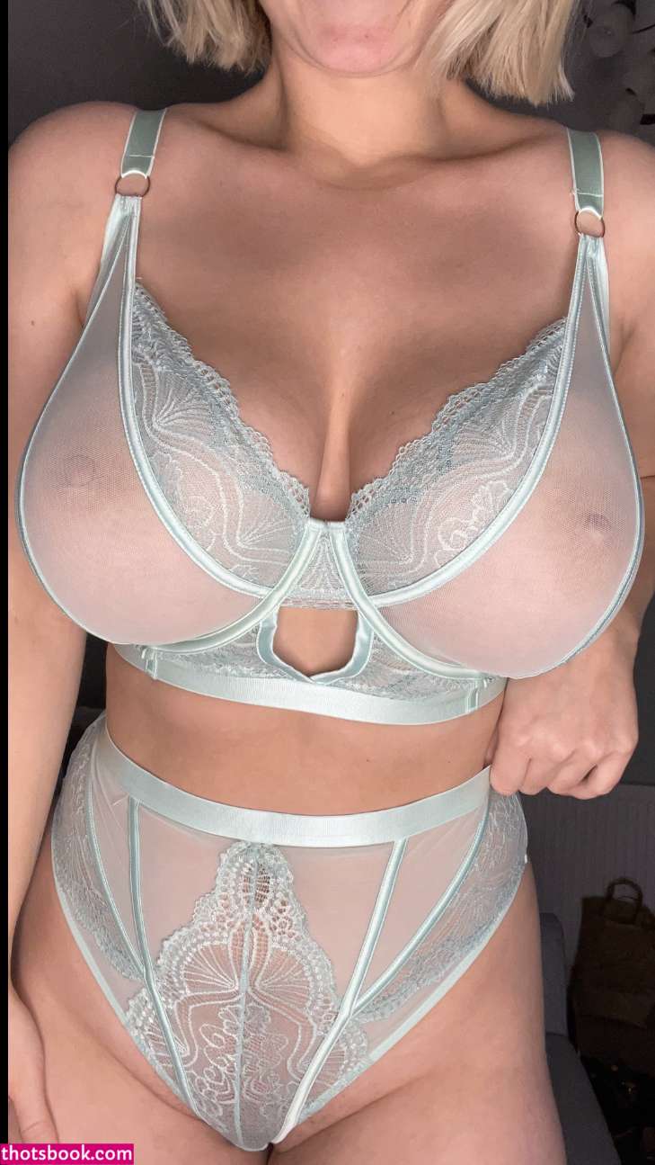 Saterra Lynn Photo #95