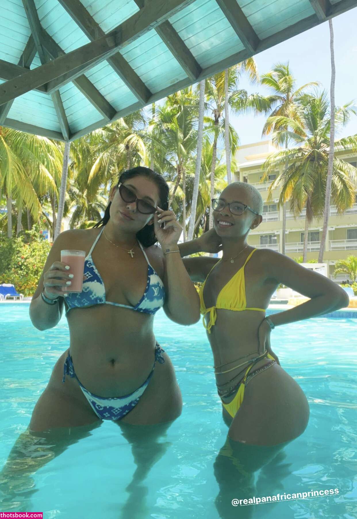 Chelsea Karpel Photo #23