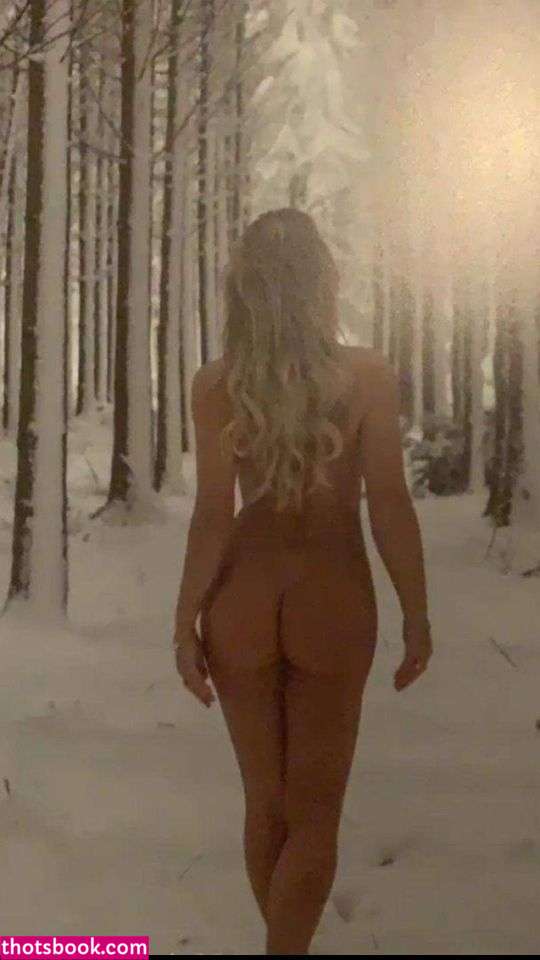 Luna Stevens Photo #15